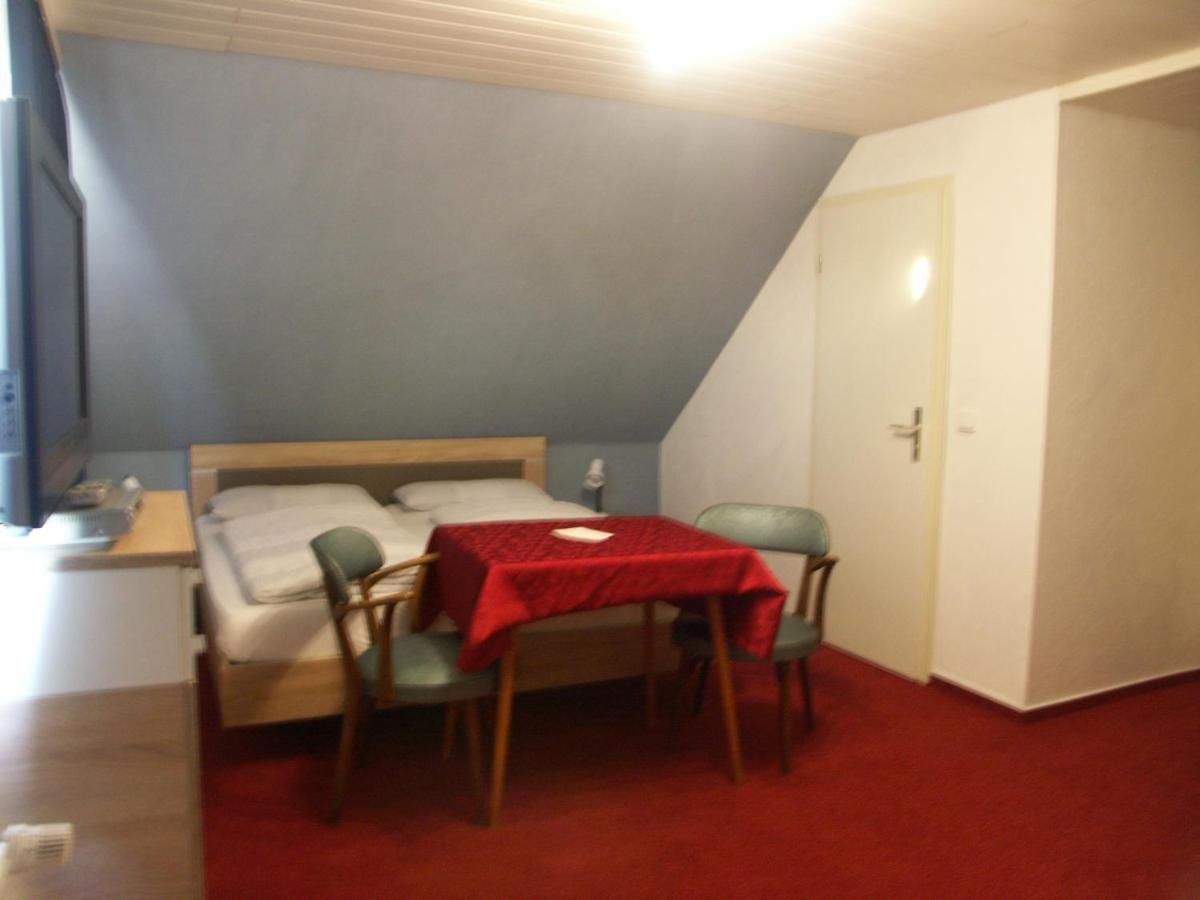 Guest house Waldpension Zum Felsenkeller 2*